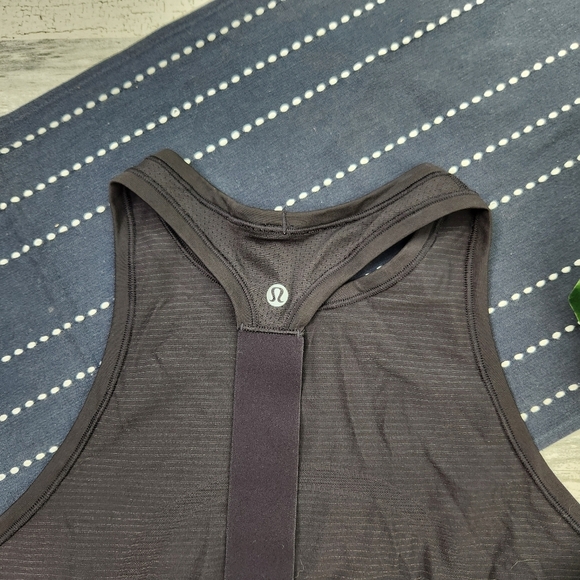 Lululemon Swiftly Tech T-Back Tank Top Black Size 6 - Picture 4 of 4